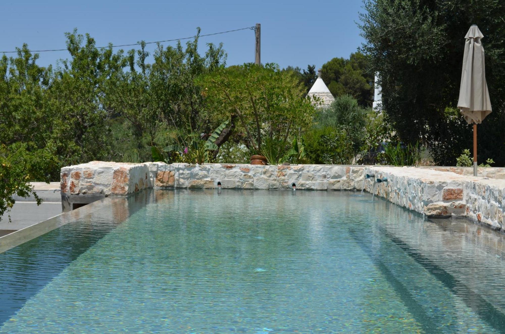 B&B Fuga Al Trullo オストゥーニ エクステリア 写真