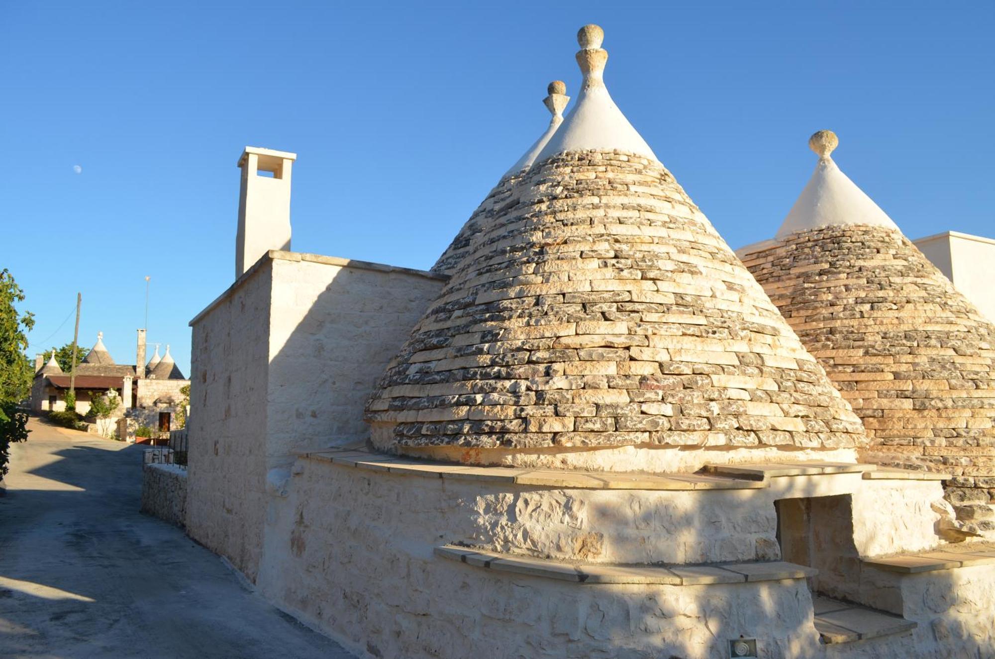 B&B Fuga Al Trullo オストゥーニ エクステリア 写真